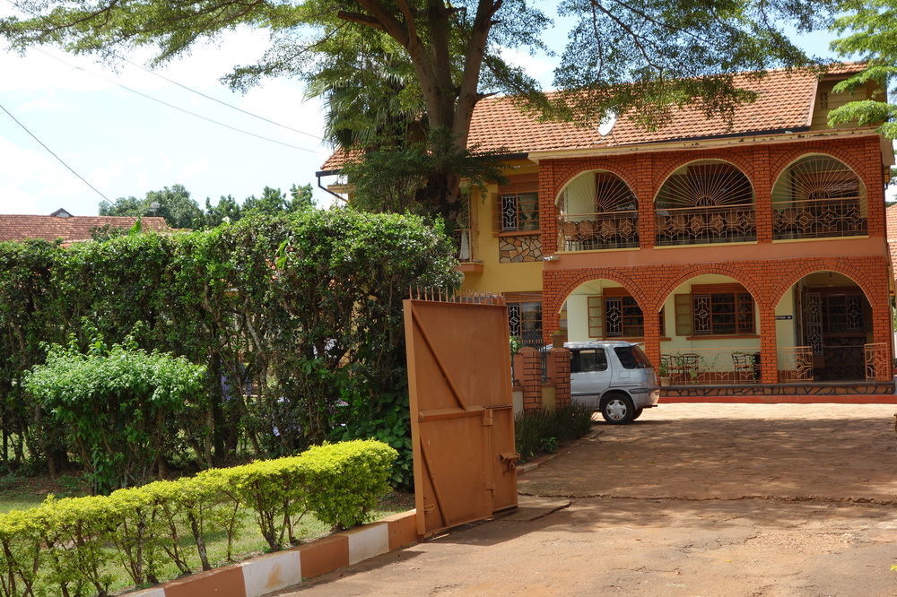 Bridgeway Guest House Jinja Esterno foto